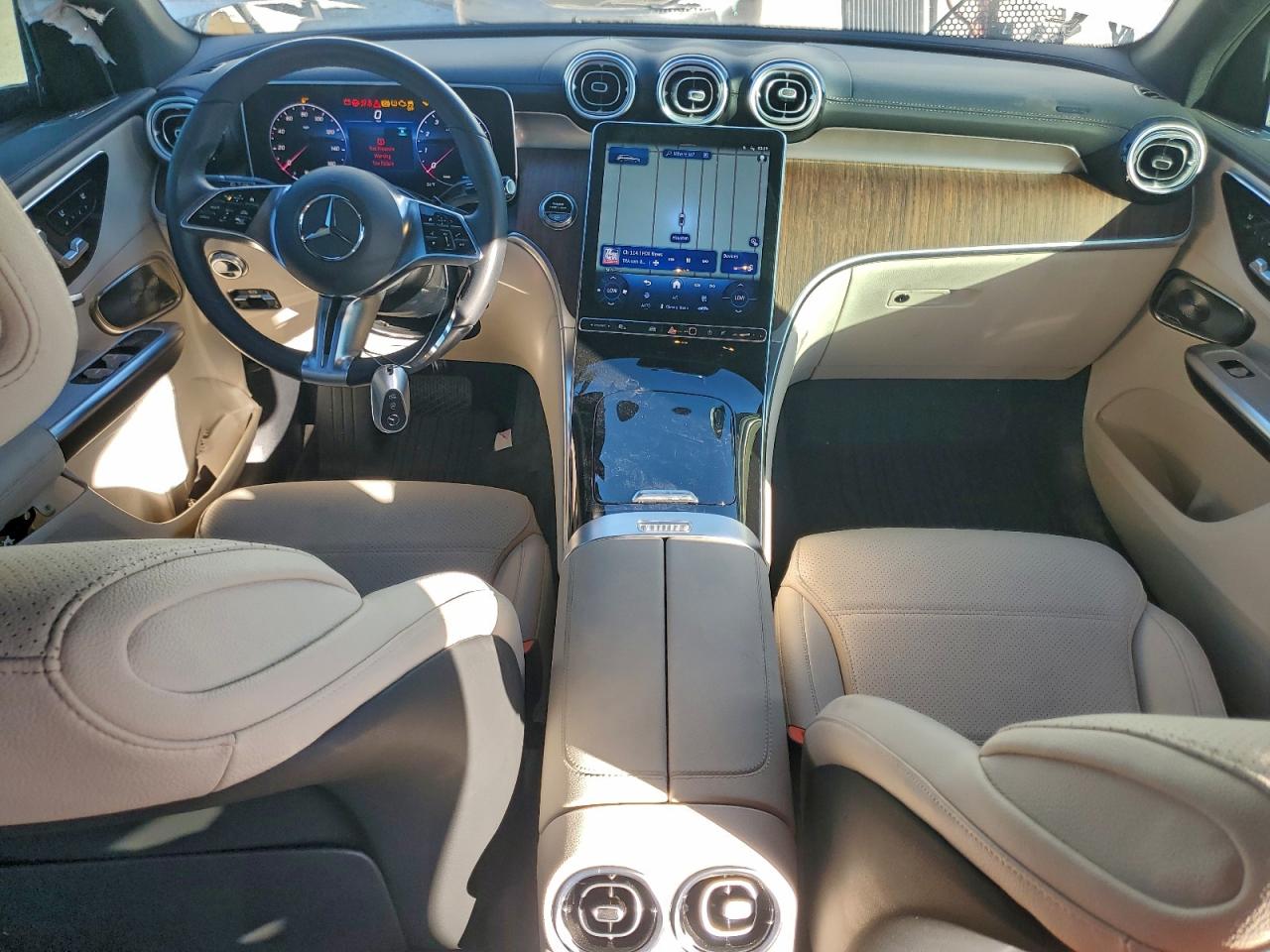 Mercedes-Benz GLC 300 Image 5