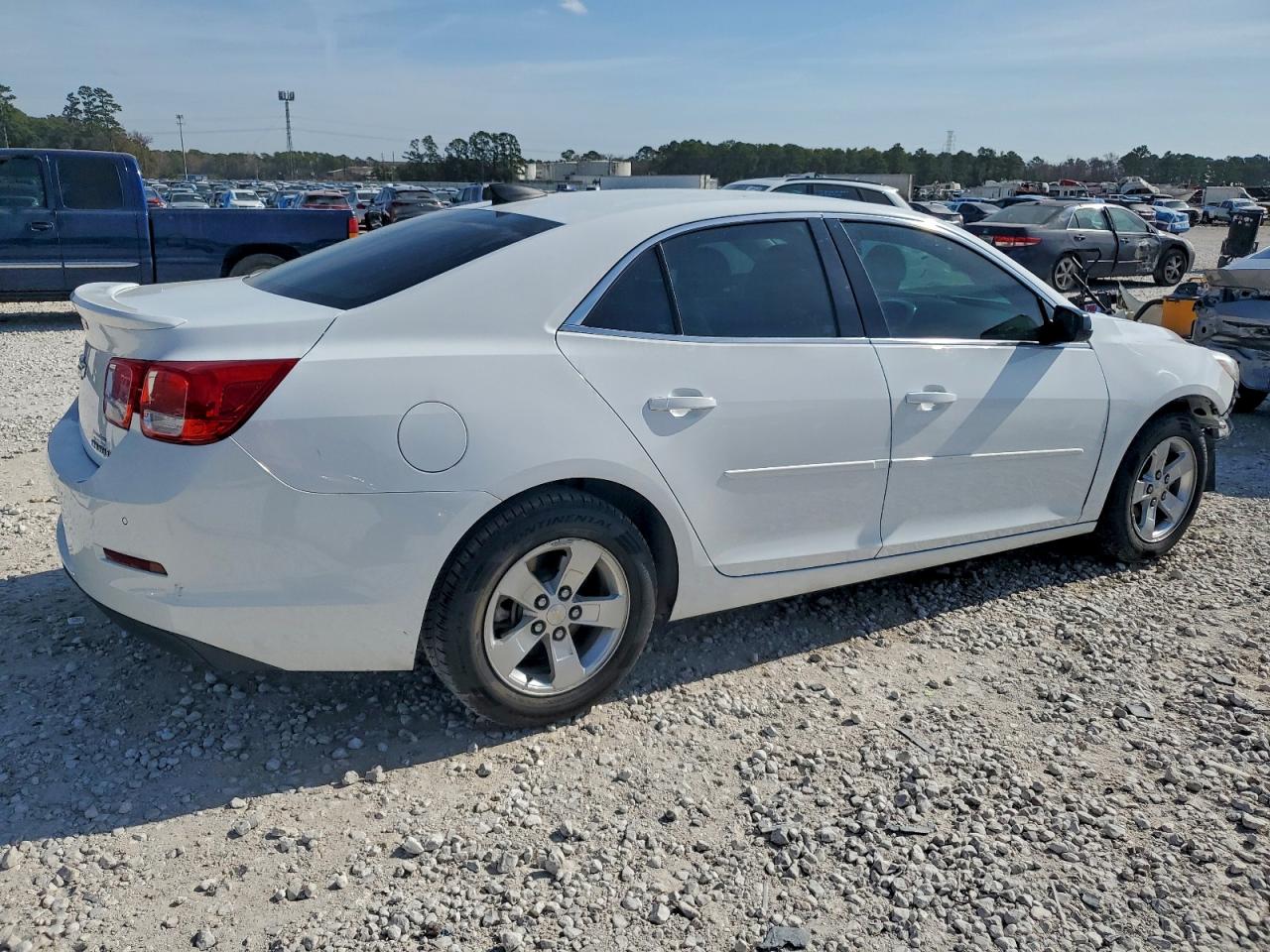 Chevrolet Malibu Ls Image 4