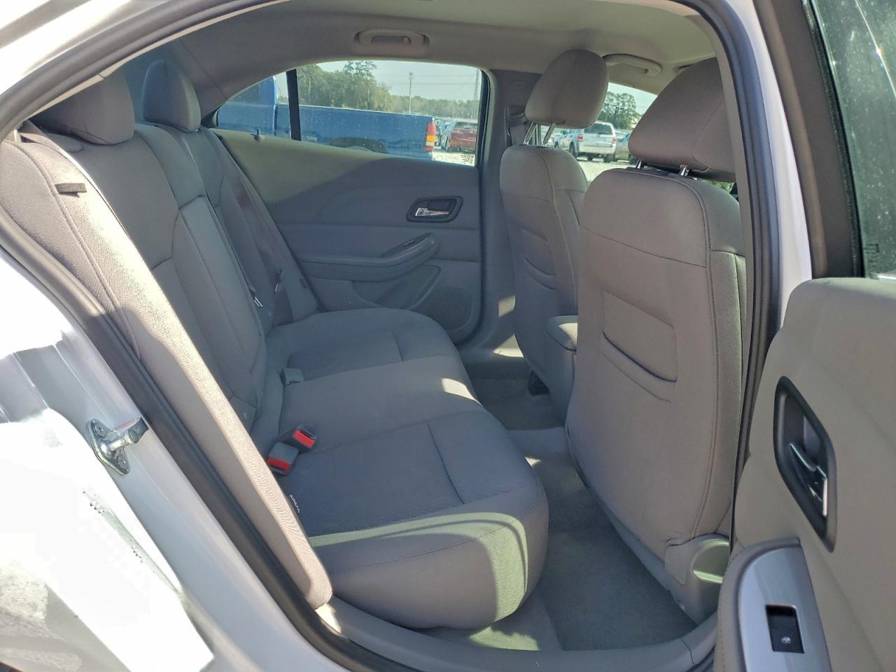 Chevrolet Malibu Ls Image 9