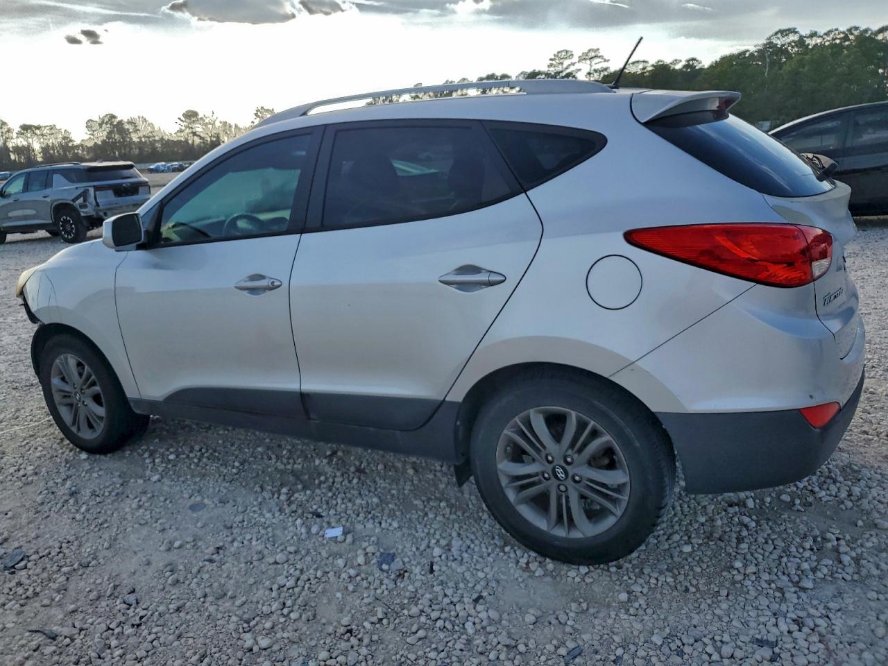 Hyundai TUCSON Gls Image 4