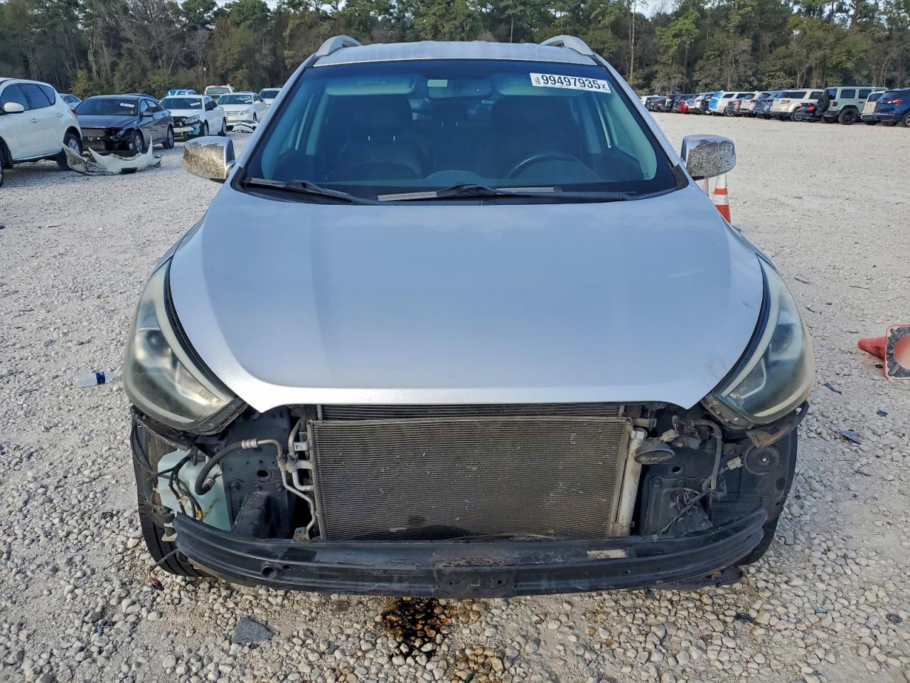 Hyundai TUCSON Gls Image 3