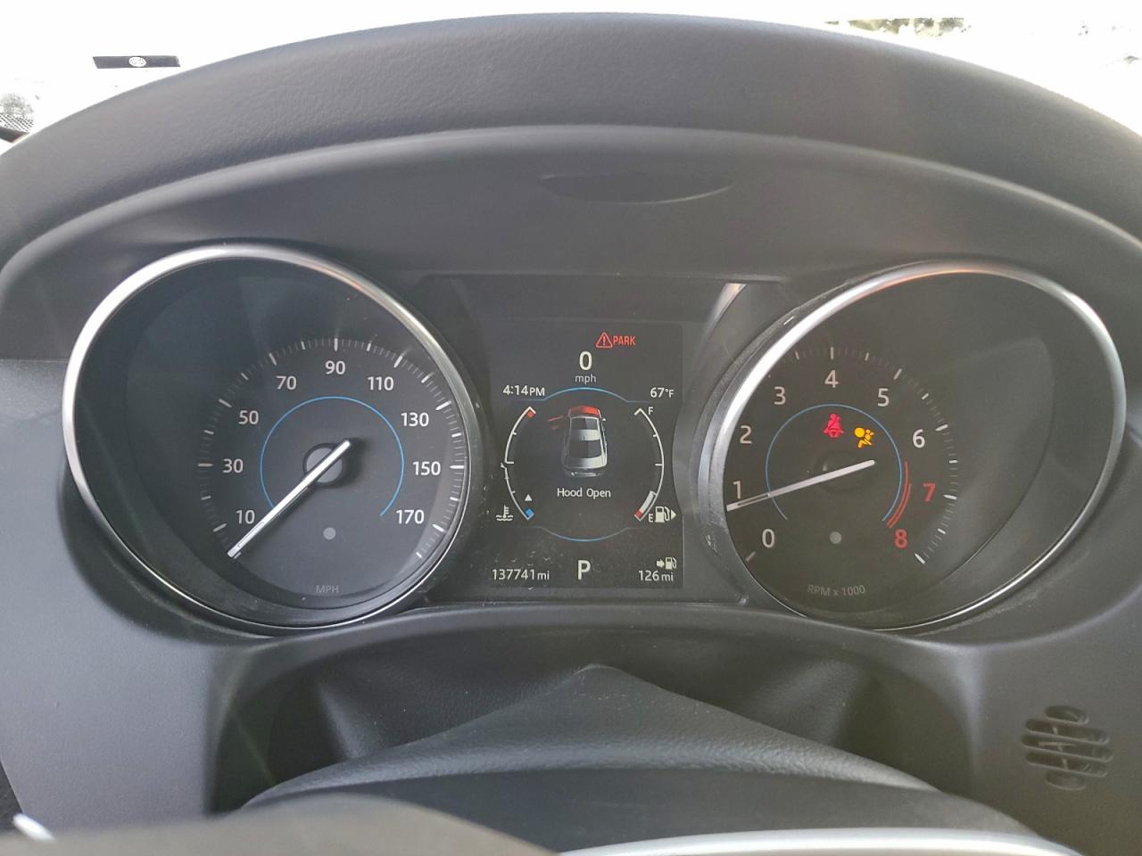 Jaguar XE Premium Image 10