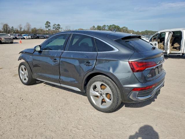 Audi Q5 Sportback Prestige 45 Image 4