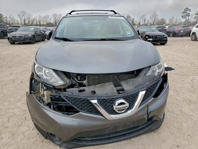Nissan Rogue S Image 2