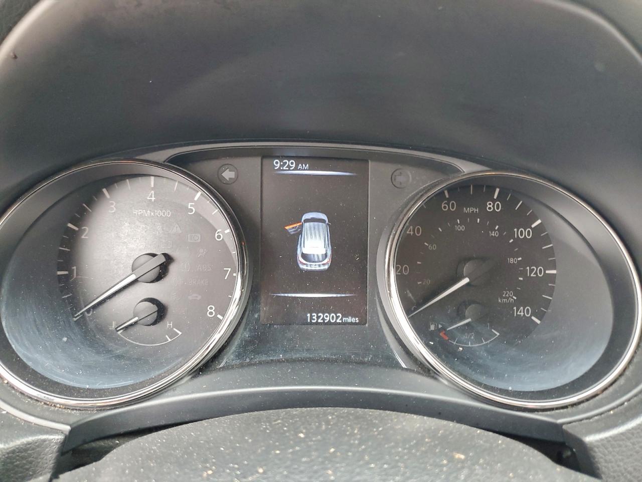 Nissan Rogue S Image 7