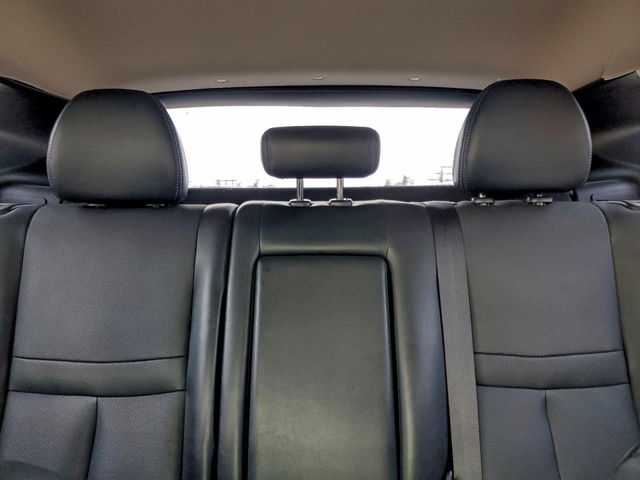 Nissan Rogue S Image 9