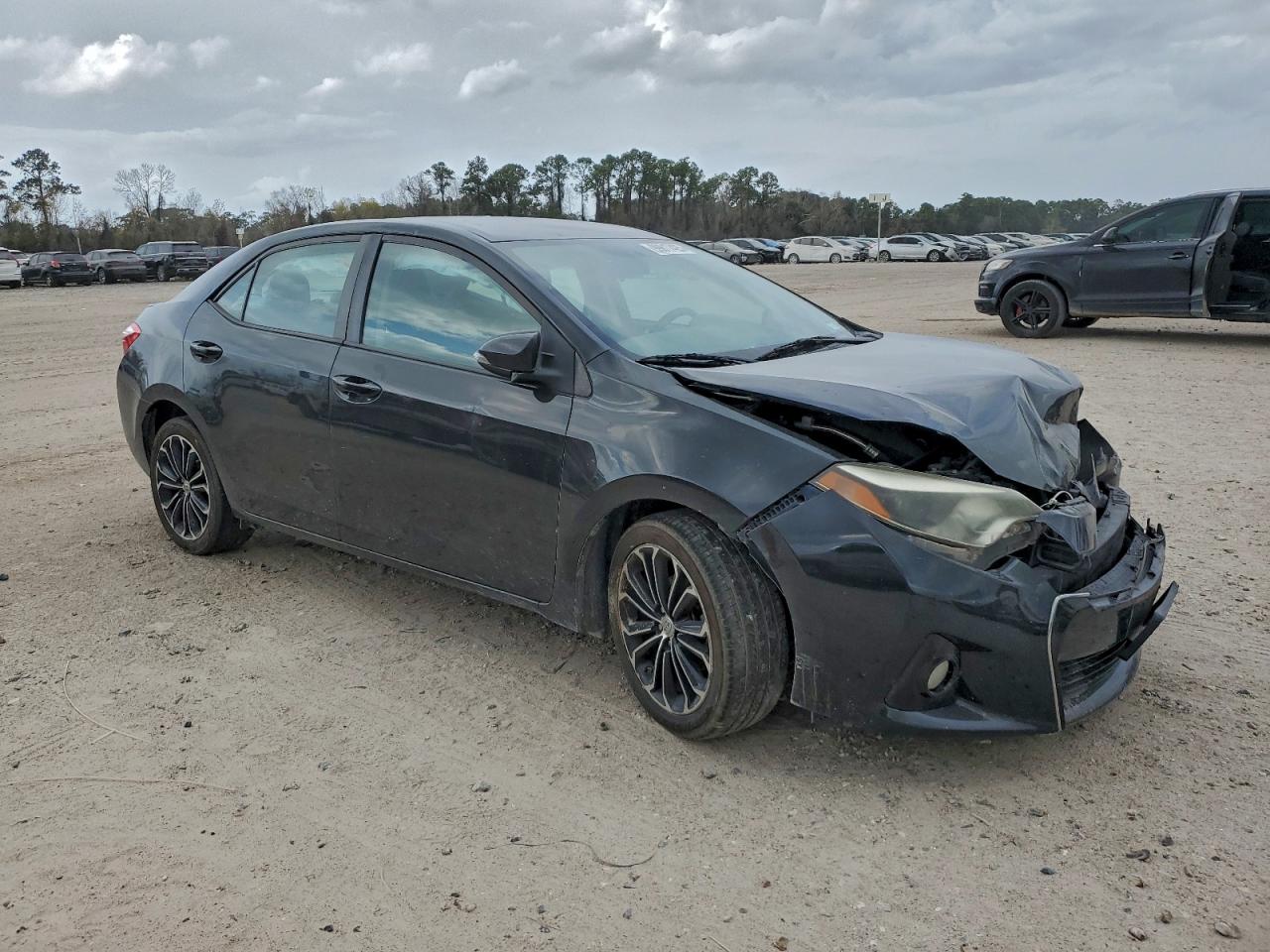 Toyota Corolla L Image 3