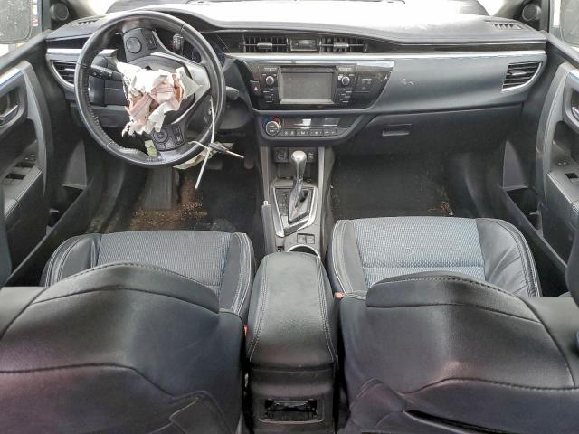 Toyota Corolla L Image 5