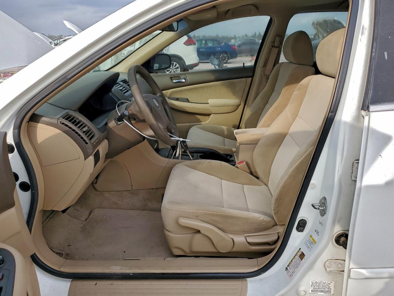 Honda Accord Lx Image 11