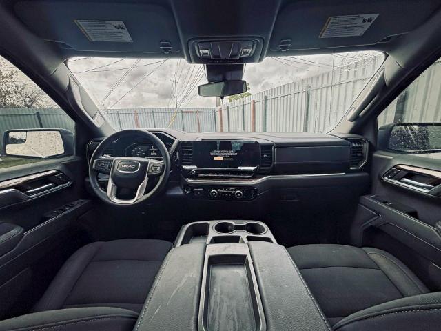 GMC Sierra C1500 Elevation Image 2