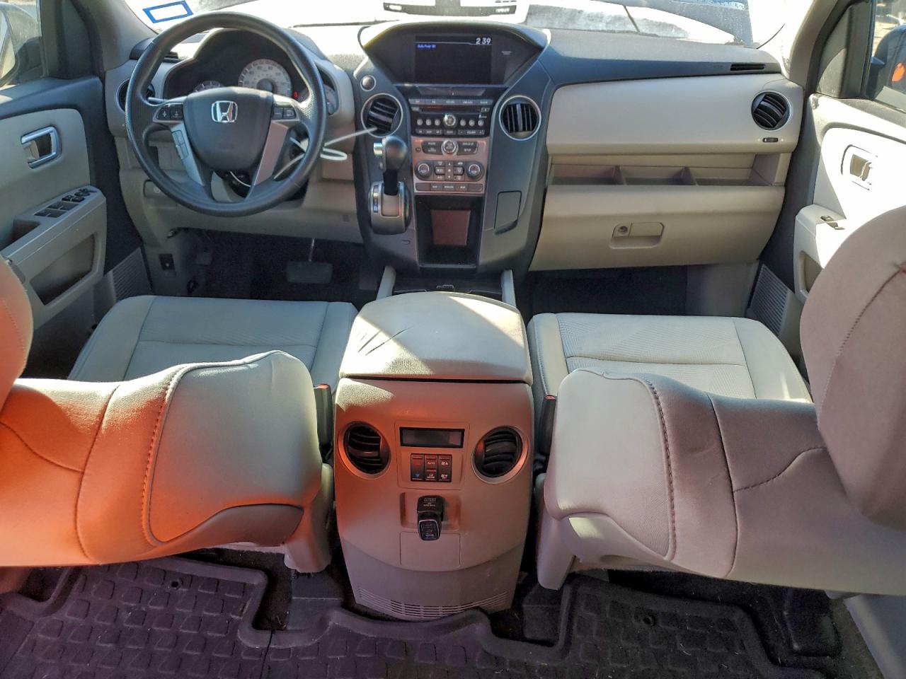 Honda Pilot Lx Image 6