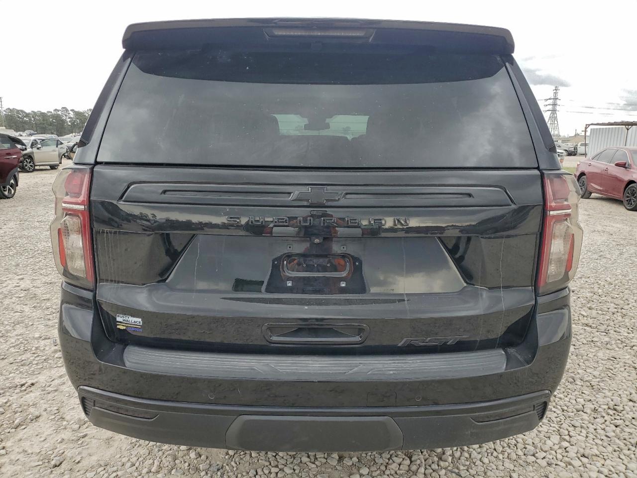 Chevrolet Suburban K1500 Rst Image 2