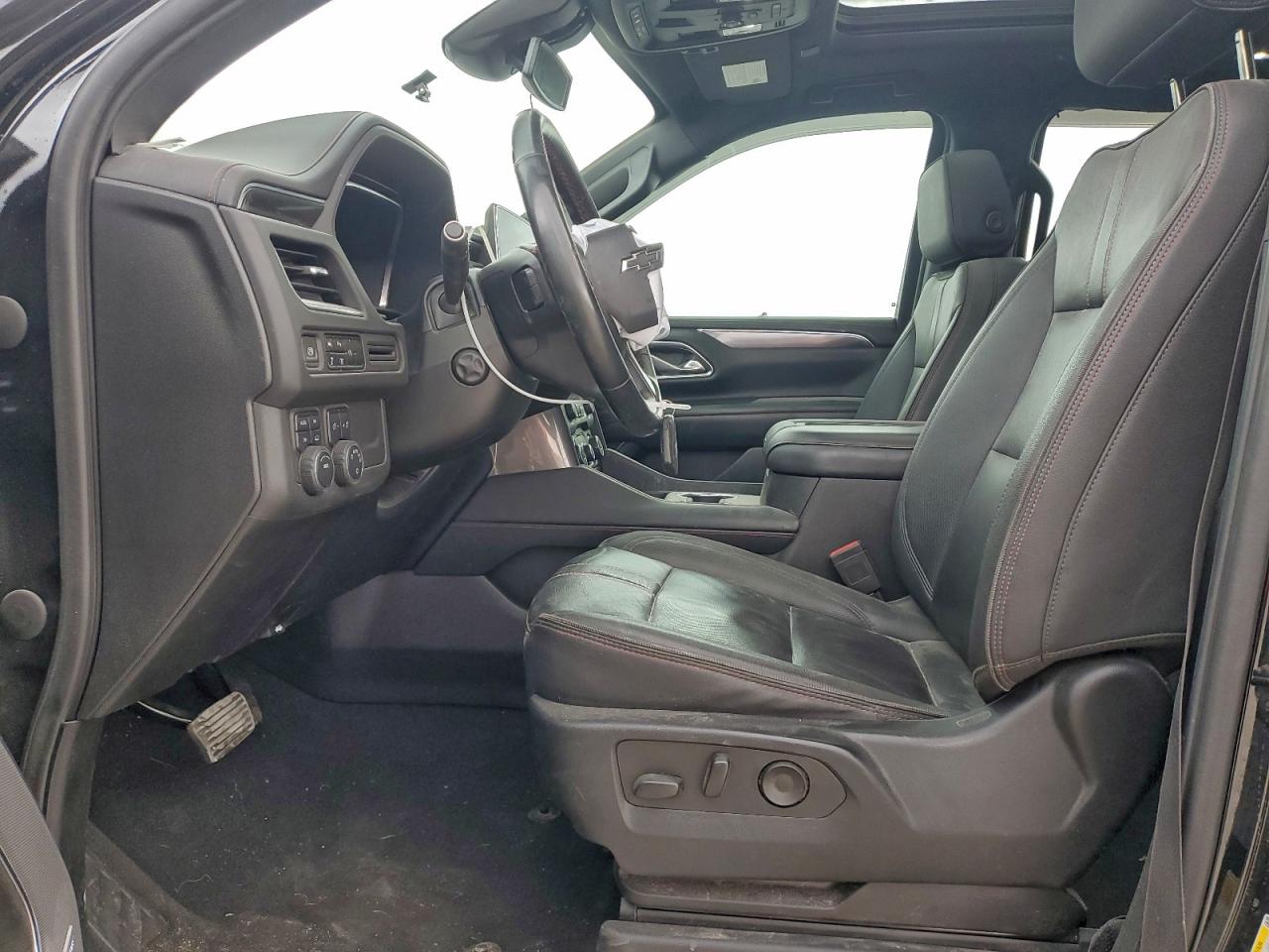 Chevrolet Suburban K1500 Rst Image 3