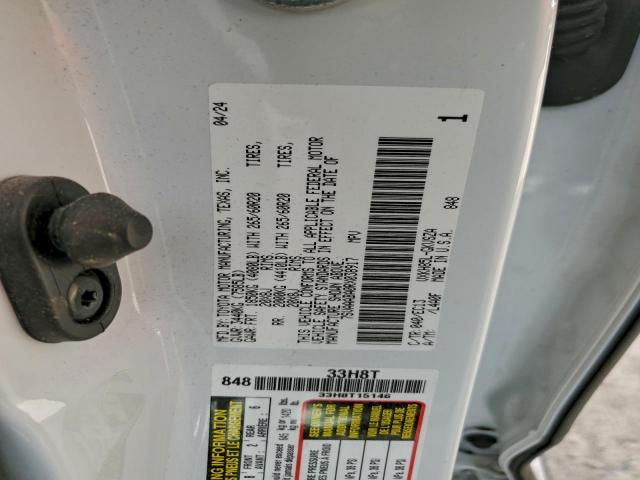 Toyota Sequoia Sr5 Image 6