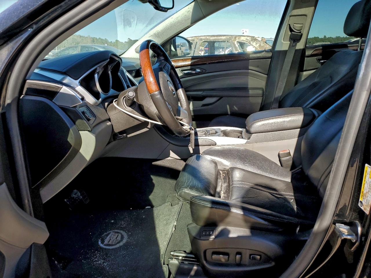 Cadillac SRX Performance Collection Image 10