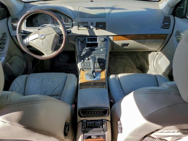 Volvo XC90 V8 Image 6