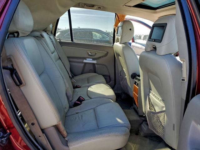 Volvo XC90 V8 Image 10