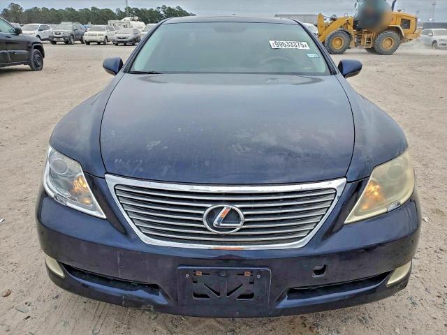Lexus LS 460l Image 13