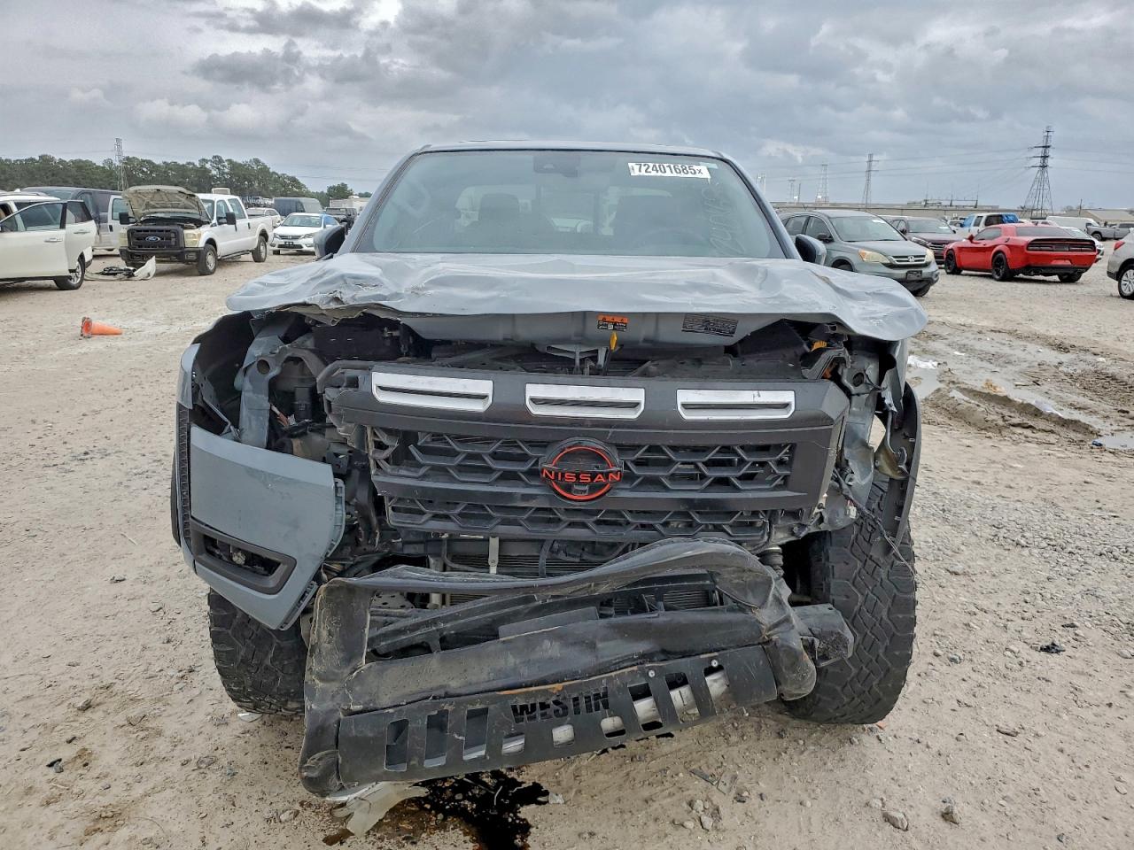 Nissan Frontier Sv Image 8