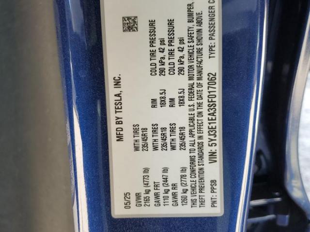 Tesla Model 3 Image 11