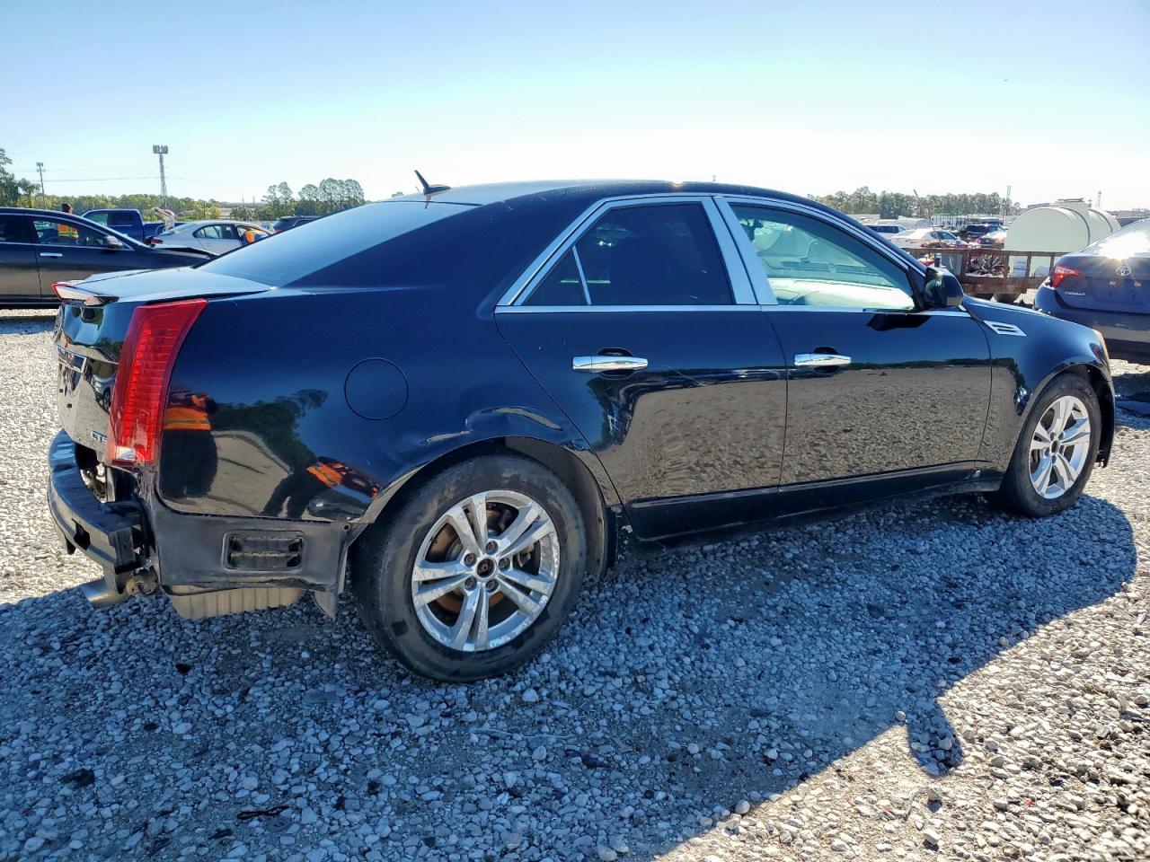 Cadillac CTS Image 10