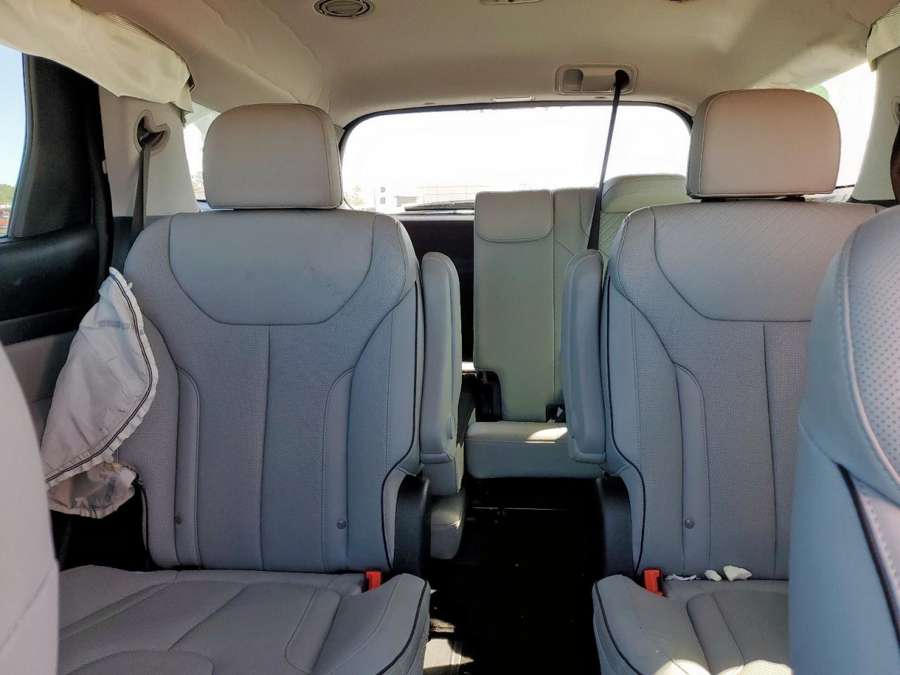 Hyundai PALISADE Sel Premium Image 2