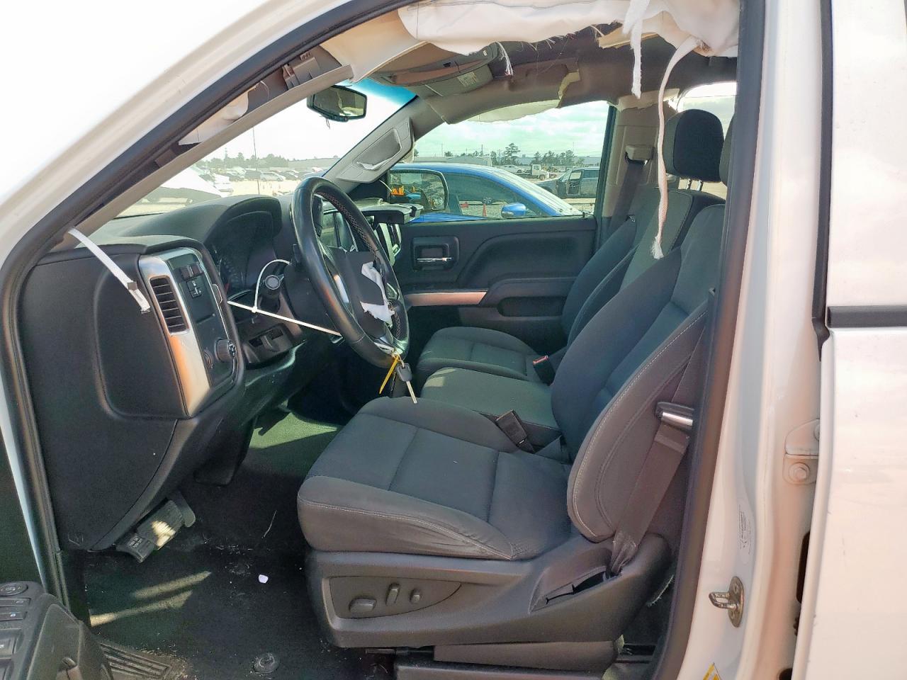 Chevrolet Silverado C1500 Lt Image 2