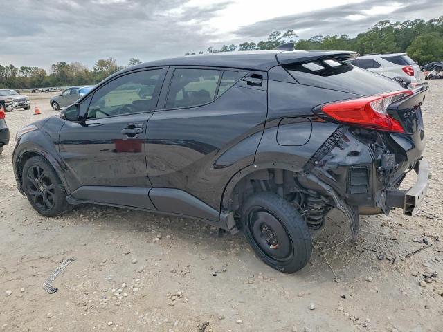 Toyota C-HR Xle Image 4