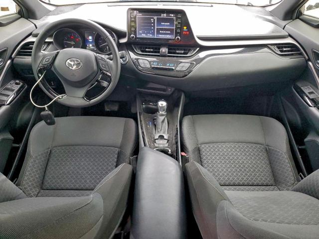 Toyota C-HR Xle Image 12