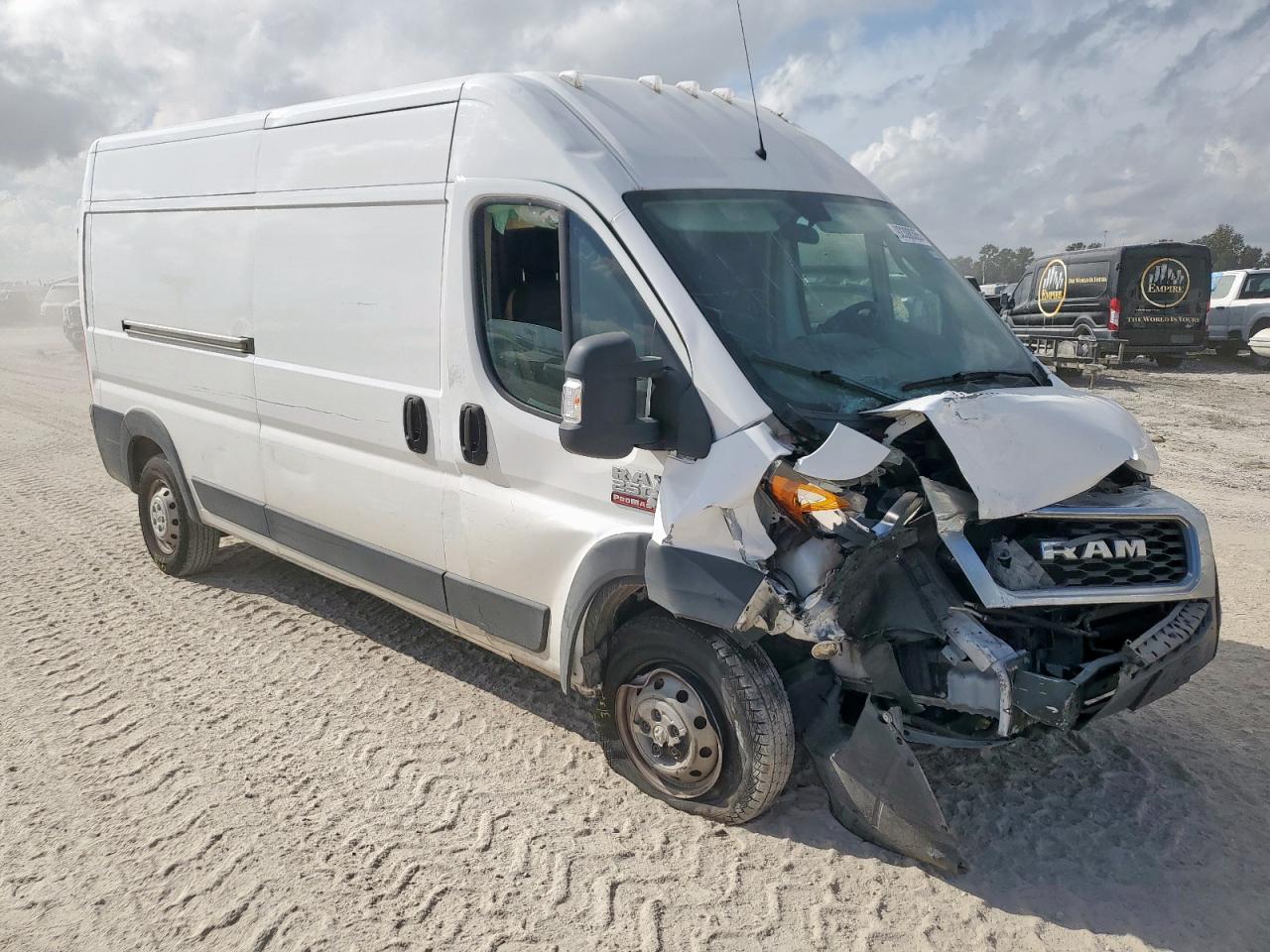 Ram Promaster 2500 High Image 11