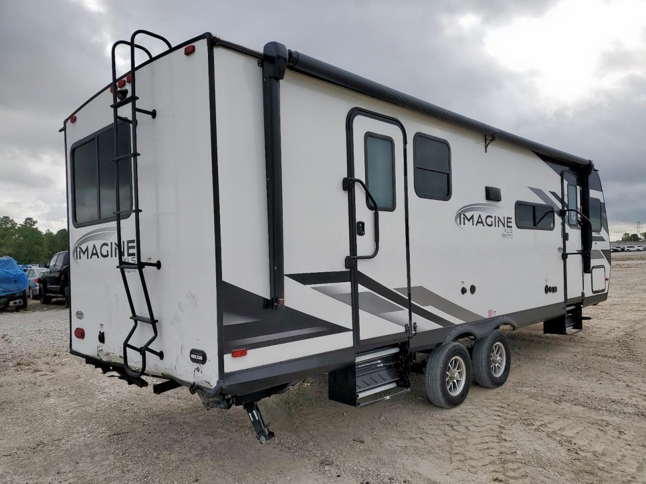 Grand Design Imagine Image 5