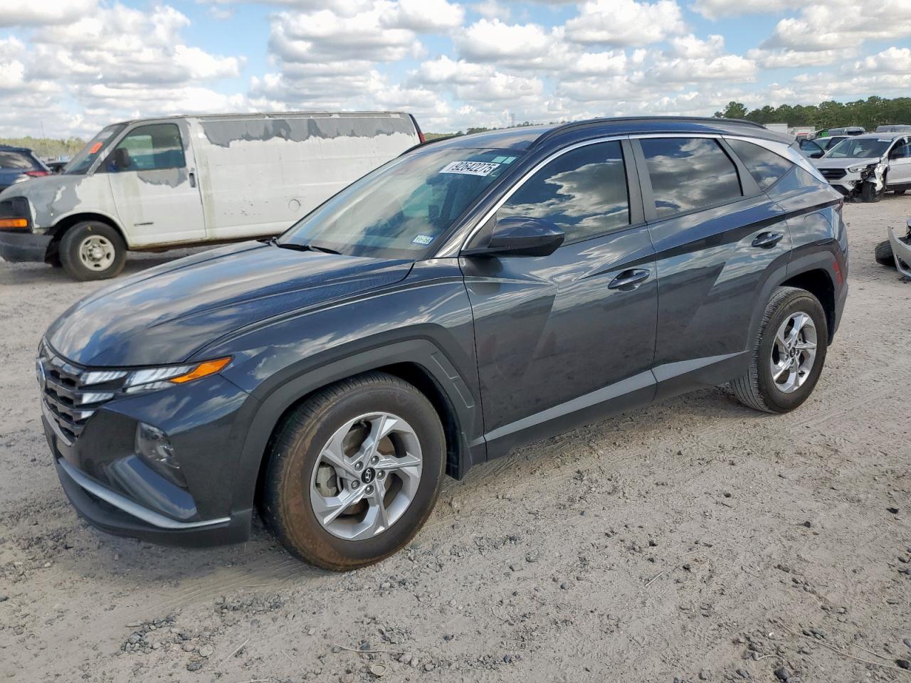 Hyundai TUCSON Sel Image 1