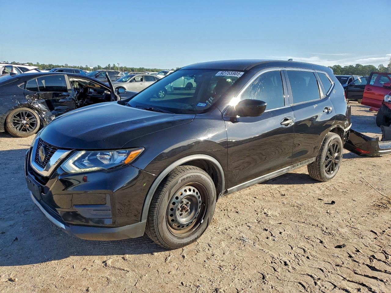 Nissan Rogue S Image 1