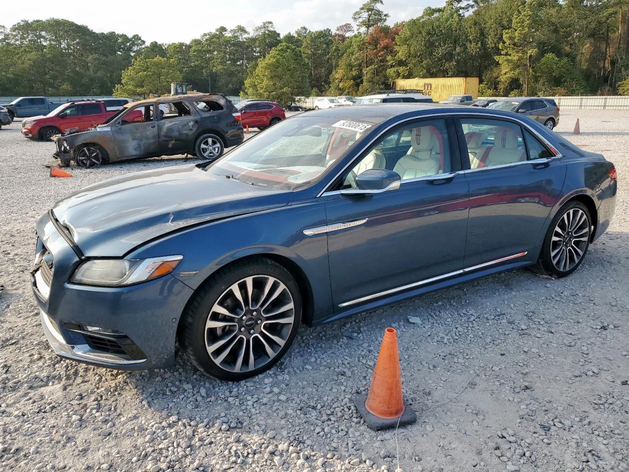 Lincoln Continental Reserve Image 1