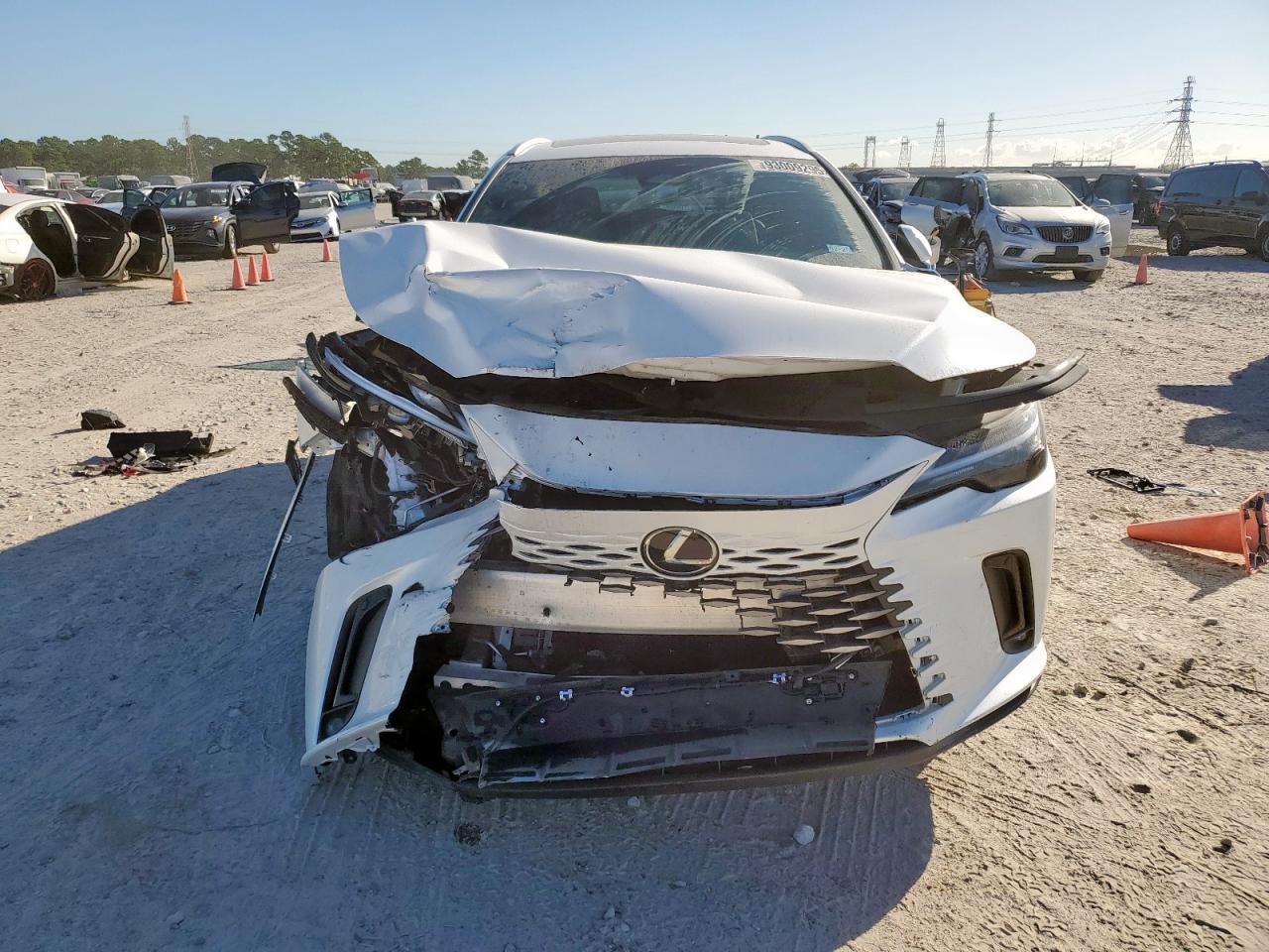 Lexus RX 350 Base Image 3