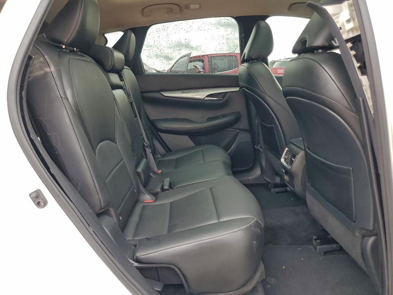 INFINITI Qx Pure Image 13