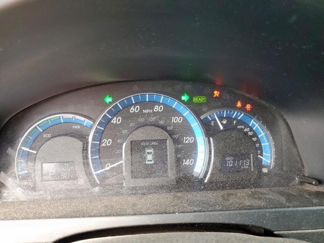 Toyota Camry Hybrid Image 4