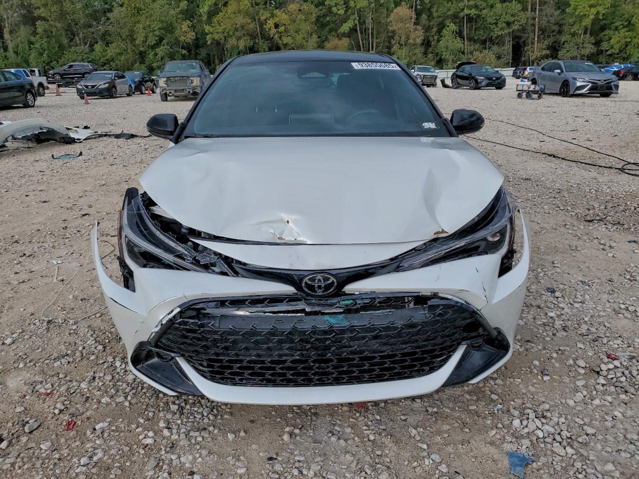 Toyota Corolla Se Image 11