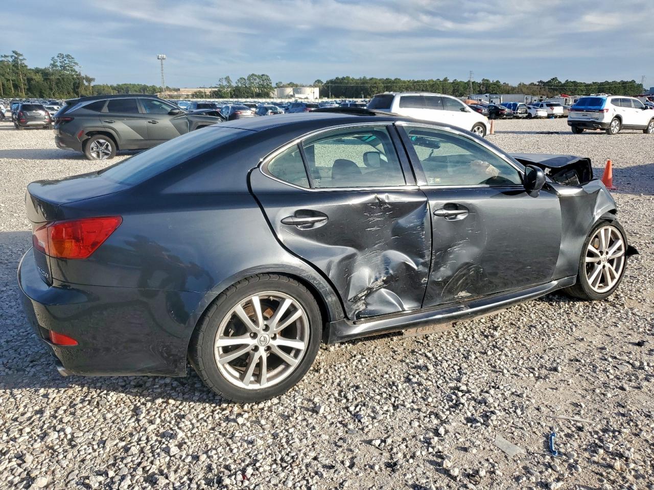 Lexus Is 250 Image 3