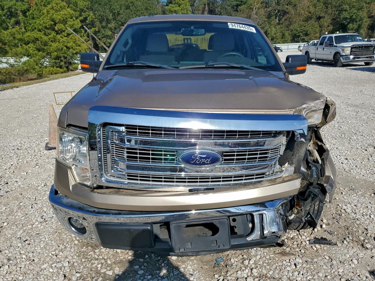 Ford F-150 Supercrew Image 4