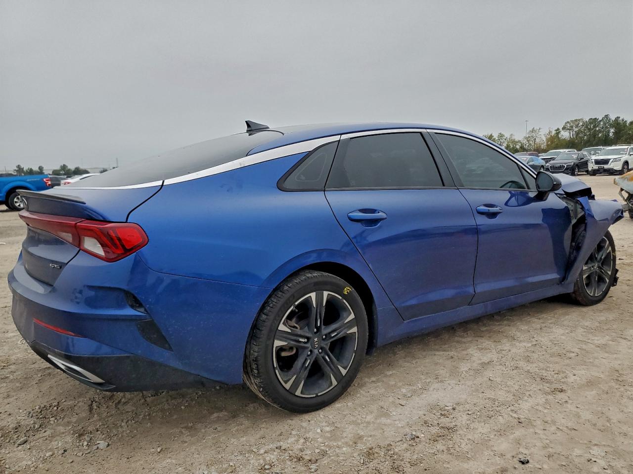 Kia K5 Gt Line Image 2