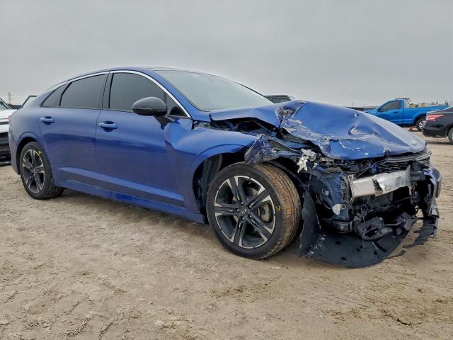 Kia K5 Gt Line Image 3