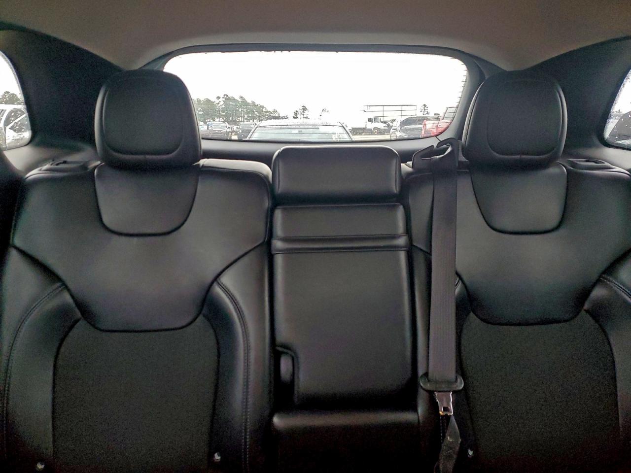 Jeep Grand Cherokee Latitude Plus Image 9