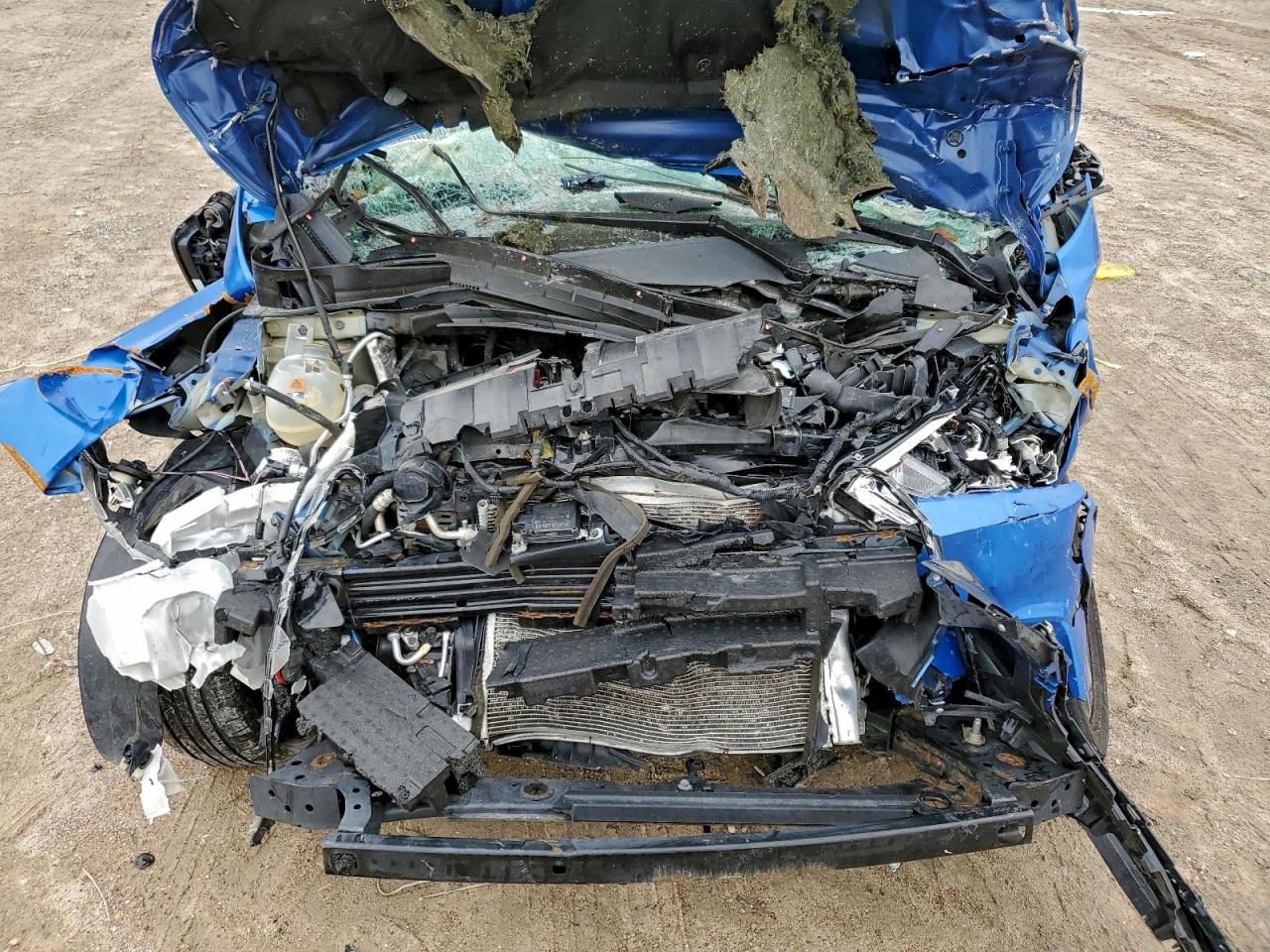 Nissan Versa Sv Image 3