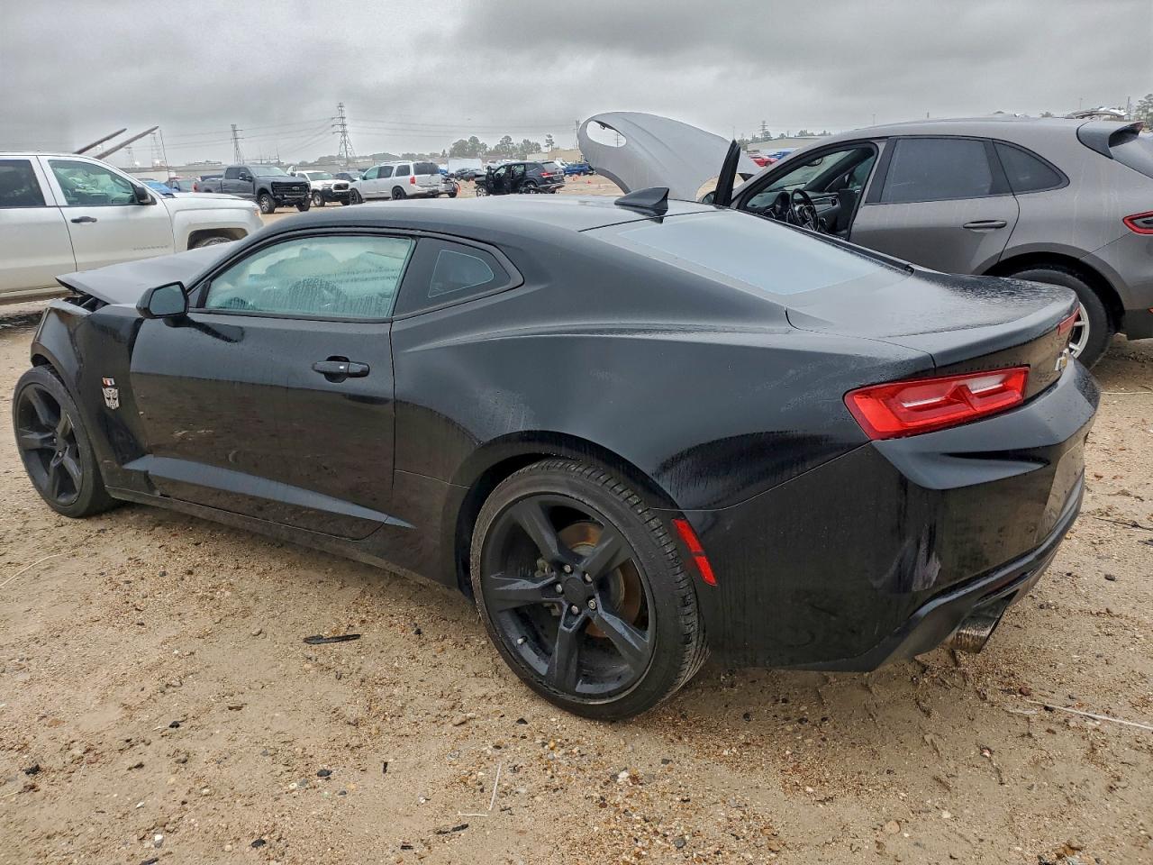 Chevrolet Camaro Lt Image 2