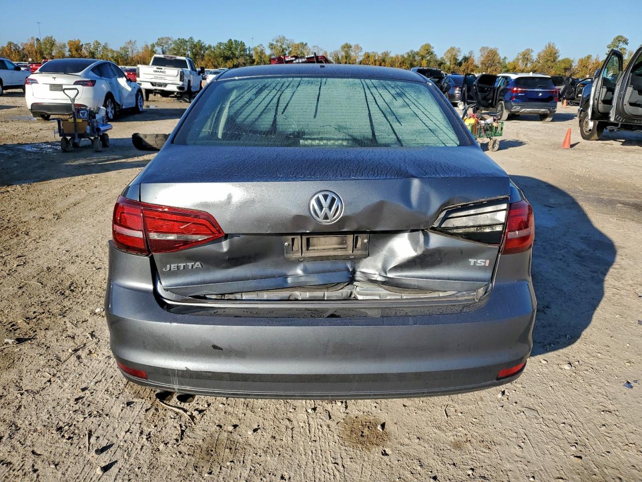 Volkswagen Jetta S Image 5