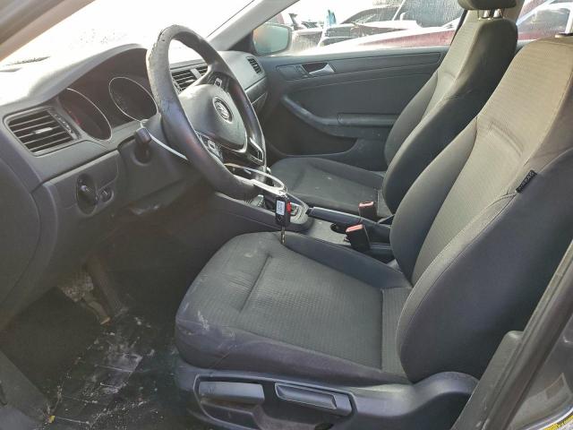 Volkswagen Jetta S Image 3