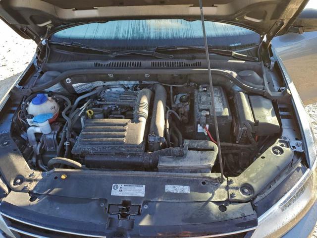 Volkswagen Jetta S Image 4