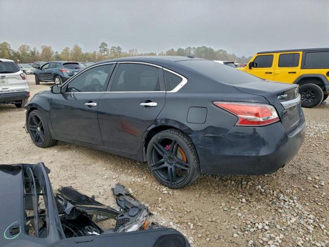 Nissan Altima 2.5 Image 13