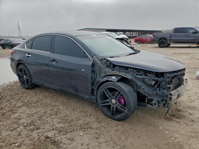 Nissan Altima 2.5 Image 3